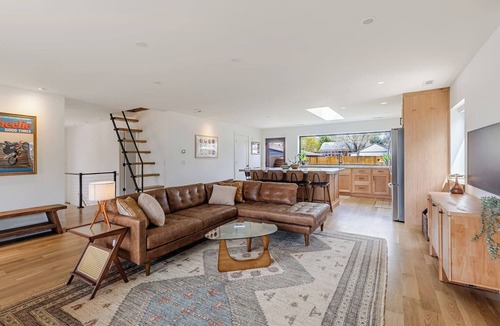 Sugar House House | New & Modern - 2 Full Kitchen, Sauna, Sleeps 12-14