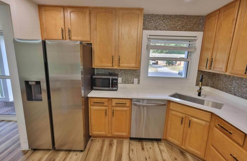 Scenic Heights House | NEW on VRBO Villa Capri Luxe Coastal Resort 4-bed 2 luxury baths.Best Location!