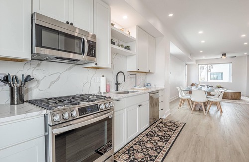 Grand Junction House | NEW! Riverfront Escape: Luxury Townhome w/BBQ