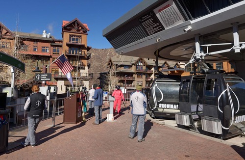 Snowmass Village Condo | New Ski in/out Luxury Studio by gondola deck/spas/views, Cap Pk, Snowm Base Vill