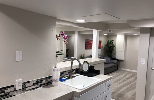 East Central Apartment | New Yalecrest Apartment near Downtown Salt Lake City