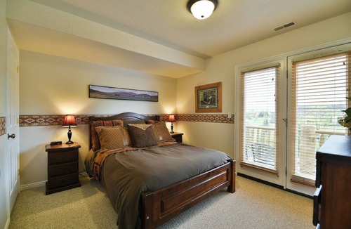 Wolf Creek Condo | Nice 2 BR 2BTH close to Hot tub