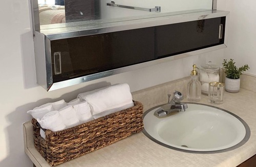 Midvale House | Nice Home 30 Minutes From the Slopes