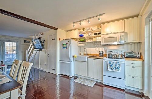 Mashpee House | Ocean-View Gem w/Private Beach in Mashpee!