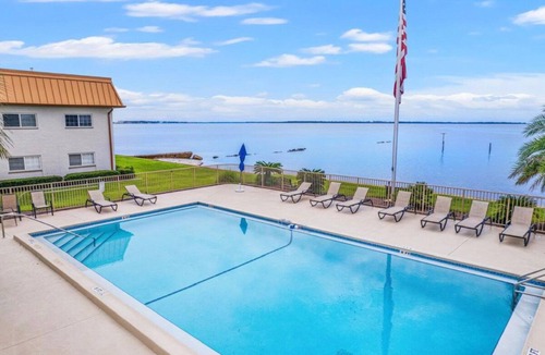 Panama City Condo | Ocean Views/Newly Renovated 2 Bedroom 1 Bath Condo
