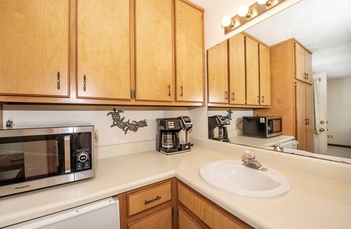 Sopchoppy Cottage | Ochlockonee River Cottage with Scenic Island Vista in Wakulla County, FL