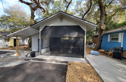Salt Springs Cottage | One Bedroom cottage Los Havens [Lost Heaven] right on Lake Kerr - Great Sunsets