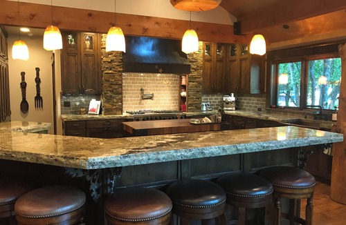 Granite House | One of a kind ski chalet in Sandy minutes to Snowbird and Alta