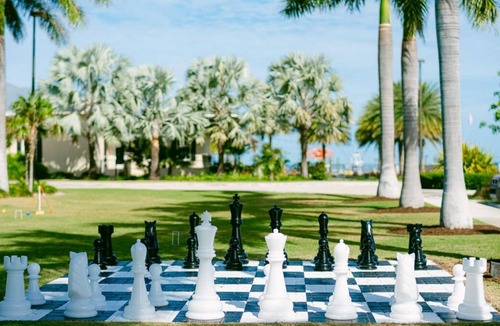 Marathon House | Outdoor Escape! Three Comfy Units Near Attraction and Pool