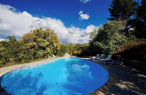 Spanish Valley Cabin | Pack Creek - Creekside East, Economy and Comfort
