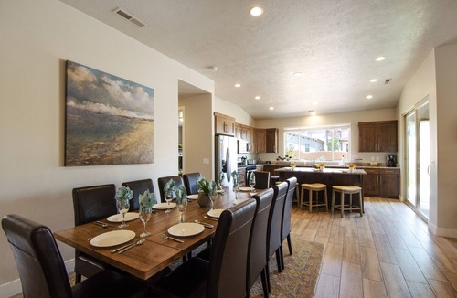 Santa Clara House | Paradise Village 120: Private Spa, Mountain View Retreat at Paradise Village