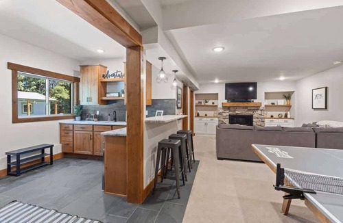 Blue River House | Peace and quiet just minutes from Breckenridge