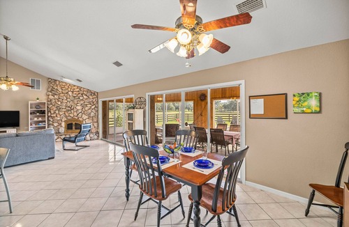 Morriston House | Peaceful 58-Acre Ranch Near WEC Room to Relax, Room to Reconnect Sleeps 8