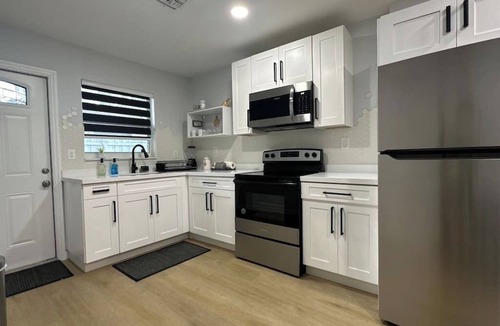 River Oaks Apartment | Peaceful, near FLL airport (U-3)