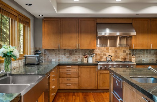 Aspen House | Peak Paradise | Luxe Aspen Mtntop Estate for 22