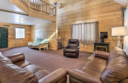 Fruitland Cabin | Pet-Friendly Cabin in Fruitland w/ ATV Trails
