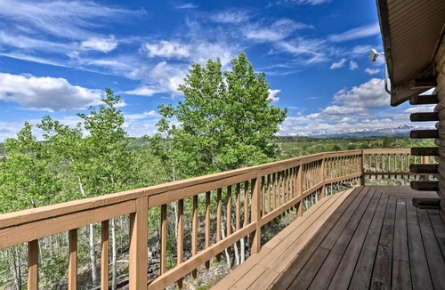 Indian Mountain House | Pet Friendly Como Cabin with Mountain Views!