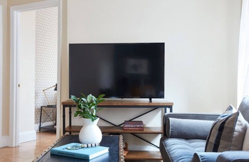 Boston Financial District Apartment | Pet Friendly - Elevator - Laundry in Bldg - FIDI
