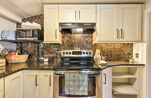 Whitehaven House | Pet-Friendly Quantico Home w/River Views!