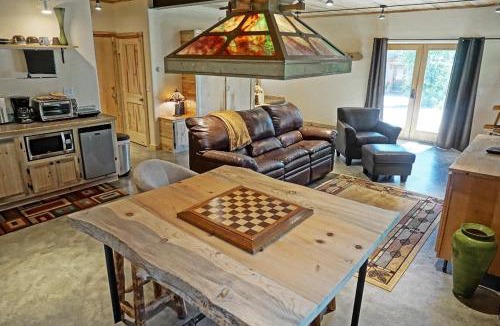 Grand Lake Apartment | Pet Friendly Studio Condo, High Quality Finishes