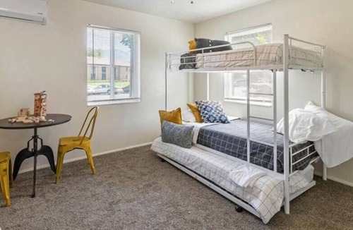 Bountiful Apartment | Pickle ball court closeby, Peaceful Neighborhood!