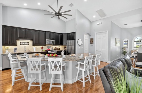 Yacht Club House | Pier Pressure, where your Florida dreams float into reality along the canals of Cape Coral!