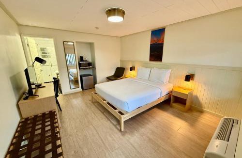 Manitou Springs Historic District Hotel | Pikes Peak Inn