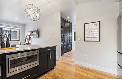 Central Colorado Springs Apartment | Pikes Retreat - Mountain Views + Modern Comfort - Hot tub