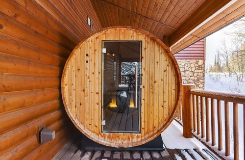 Brian Head Cabin | Pinehurst Cabin | Game Room | Sauna | Sleeps 16
