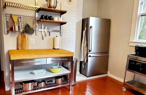 Pleasant Street House | Pleasant House