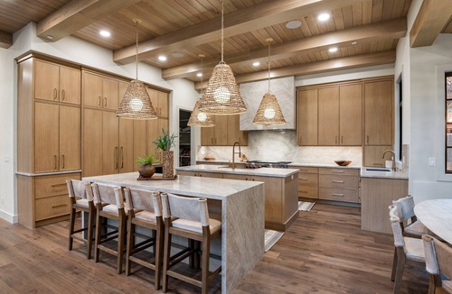Sundance Ski Chalet | Pont de Rêves: Luxe Sundance Riverfront Chateau