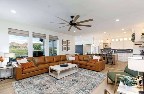 Kanab House | Pool/Hot Tub, Theater, Kids Room, Sleeps 30+, RV
