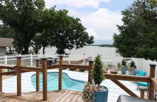 Grove House | POOL OPEN til MID OCTOBER-Lakefront WITH private dock + saltwater POOL! Gorgeous