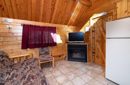 Durango - Purgatory Cabin | Premium Cabin - The Premium Cabin offers another level of comfort and sleeps a maximum of 4.