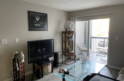 Delray Beach Apartment | Prime Location. Renovated Unit. Run by a Hospitality Professional. Many Perks+
