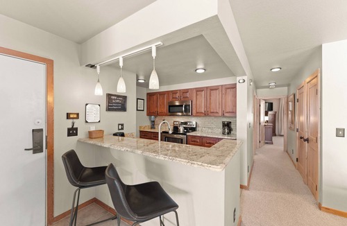 Keystone Condo | Private Balcony & Mountain Views, Close to Shuttle & Walk to Lakeside Village