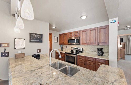 Keystone Condo | Private Balcony & Mountain Views, Close to Shuttle & Walk to Lakeside Village