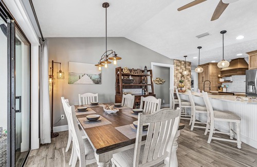 Apollo Beach House | Private Beachfront Fun, Kayaks, Dolphins & Sunsets Await - Fins & Grins - Roelens