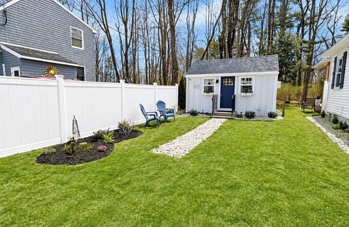 Ogunquit Cottage | Private Coastal Bungalow, Peaceful Stay, Walk to the Beach, Dining & Shops!