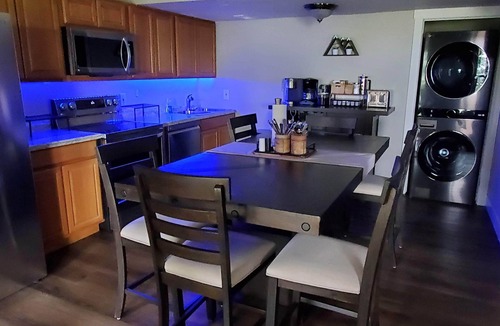 The Meadows House | Private downstairs cottage