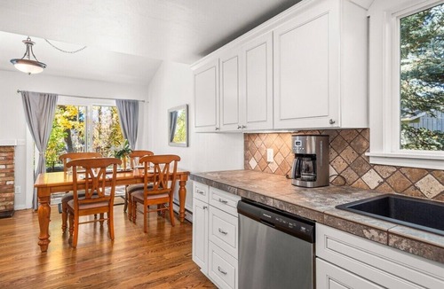 Carbondale House | Private Fly-Fishing Retreat at Ranch at Roaring Fork Near Aspen with Fenced Yard & Fireplace