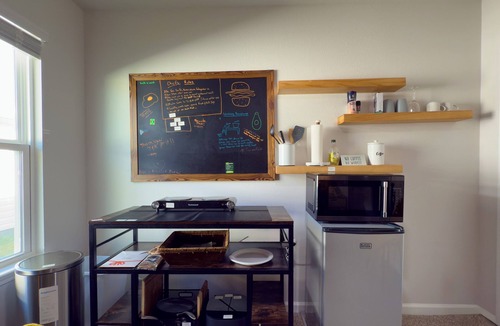 Panama City Apartment | Private Guest Suite w/Utilities Included Veteran-Hosted Quiet Stay