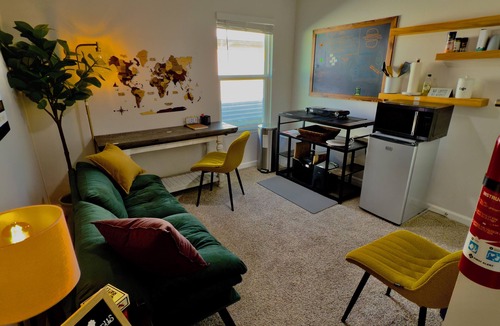 Panama City Apartment | Private Guest Suite w/Utilities Included Veteran-Hosted Quiet Stay