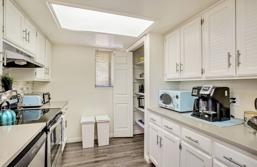 Cottonwood Heights House | Private Hot Tub-close to 4 ski resorts!