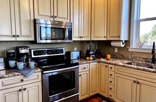 North Captiva House | Private Pool, Swim-up Tiki Bar, Hot Tub, 4 Decks