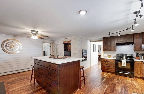 Estes Park Cabin | Private riverfront cabin with stunning mountain views 10 min from downtown Estes