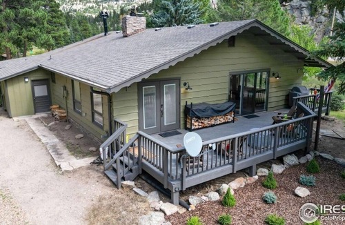 Estes Park Cabin | Private riverfront cabin with stunning mountain views 10 min from downtown Estes