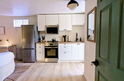 Pleasant View Apartment | Private Studio w/Bath & Kitchen | Backs to NLR