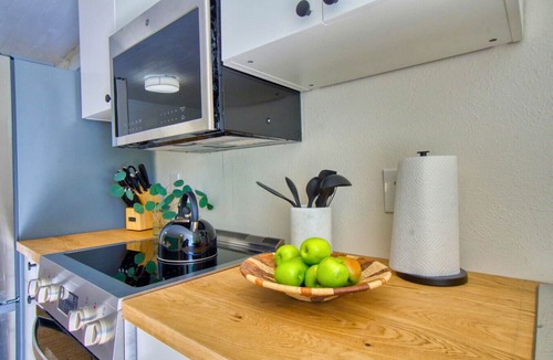 Pleasant View Apartment | Private Studio w/Bath & Kitchen | Backs to NLR