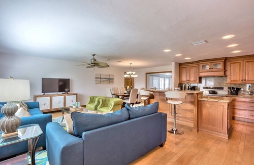 Ormond Shores Estates House | PVT OASIS HTD Pool Home Beach/River/Kayaks/Surf/Bikes/GameRm/Fireplace/Ping Pong